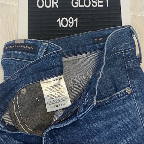 Citizen of Humanity, Rocket Mid-rise Women's Jeans. - Picture 6 of 9